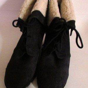 Navy Blue Suede Nautica Booties